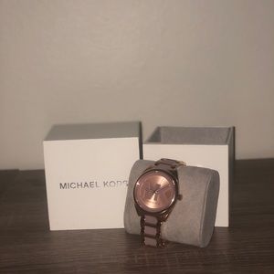 Women’s Rose gold Michael Kors watch